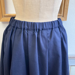 成人裙❤️ 鬆緊腰蓬鬆裙子 海軍藍（尺寸 L 至 LL） 第11張的照片