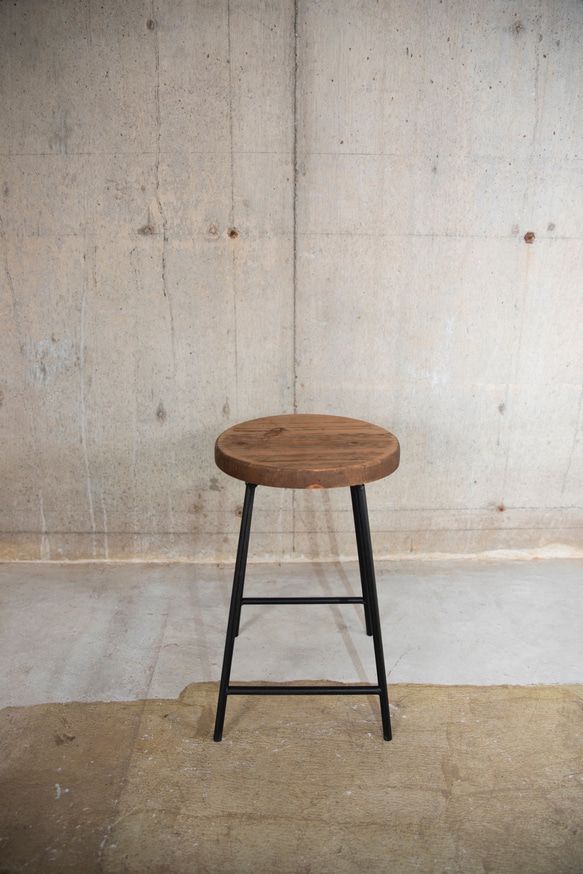 【PT-S01】アイアンと木のシンプルなスツール　テーブル・デスク用　鉄脚椅子　無垢材 5枚目の画像