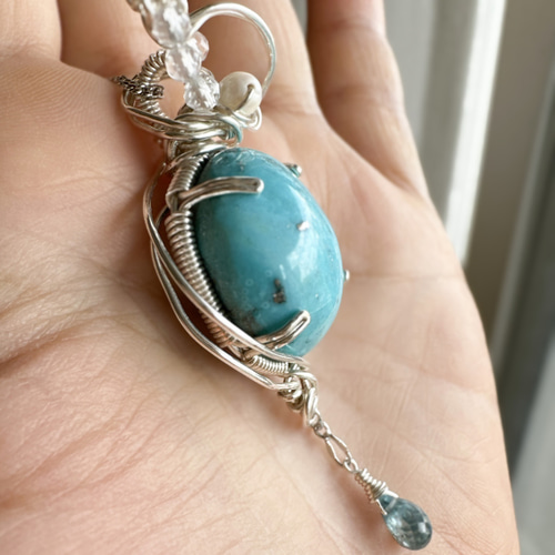 スカイストーンと呼ばれる石＊ペルシャンターコイズのワイヤー