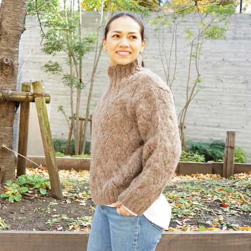 ☆SALE【即納可】スーリアルパカxウール・透かし編みハイネックニット