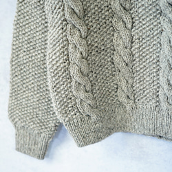 【即納可】ウール・花刺繍ケーブル編みカーディガン（N-380078-グレー）・ペルーニット 7枚目の画像