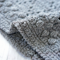 【完売】ウール・ハンドクロシェ・カーディガン（N-380166-グレー）・ペルーニット 5枚目の画像