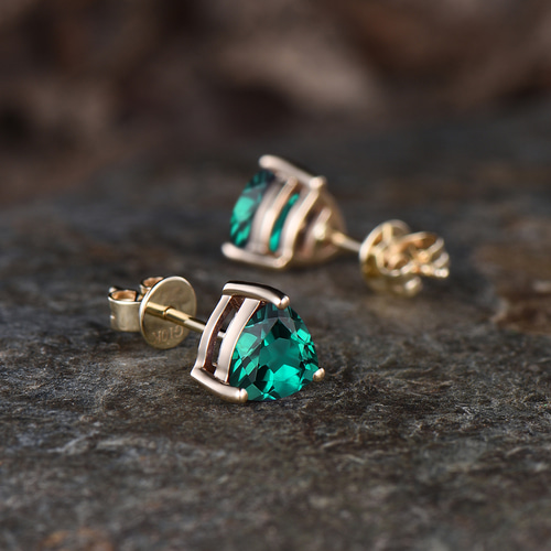 インドグリーン宝石ピアス ピアス K10ホワイトゴールド シンセグリーンクォーツ(水晶)(雫/しずく