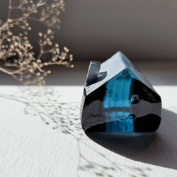 ガラスの家　置物　インテリア　ブラック＆ブルー 4枚目の画像