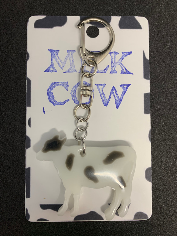 牛キーホルダー（小） その他アクセサリー milk__cow 通販