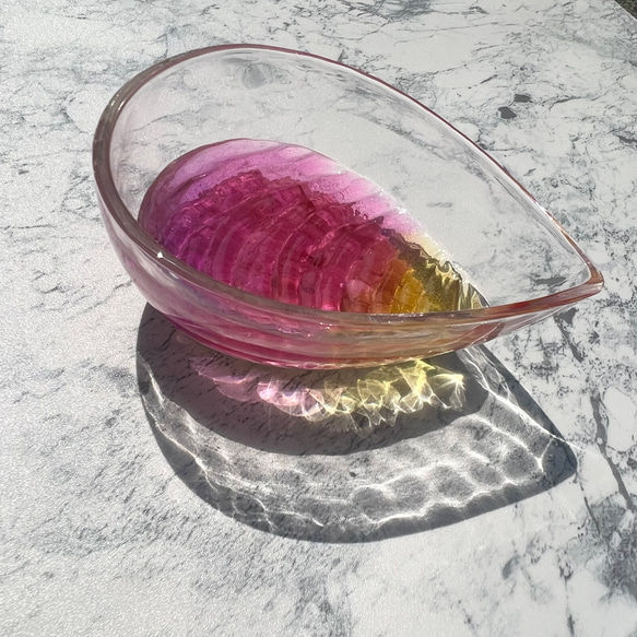 現品　海のしずく皿　エポキシ　レジン　海　波紋　波アート　水面　グラデーション　アクセサリートレー　プチギフト 1枚目の画像