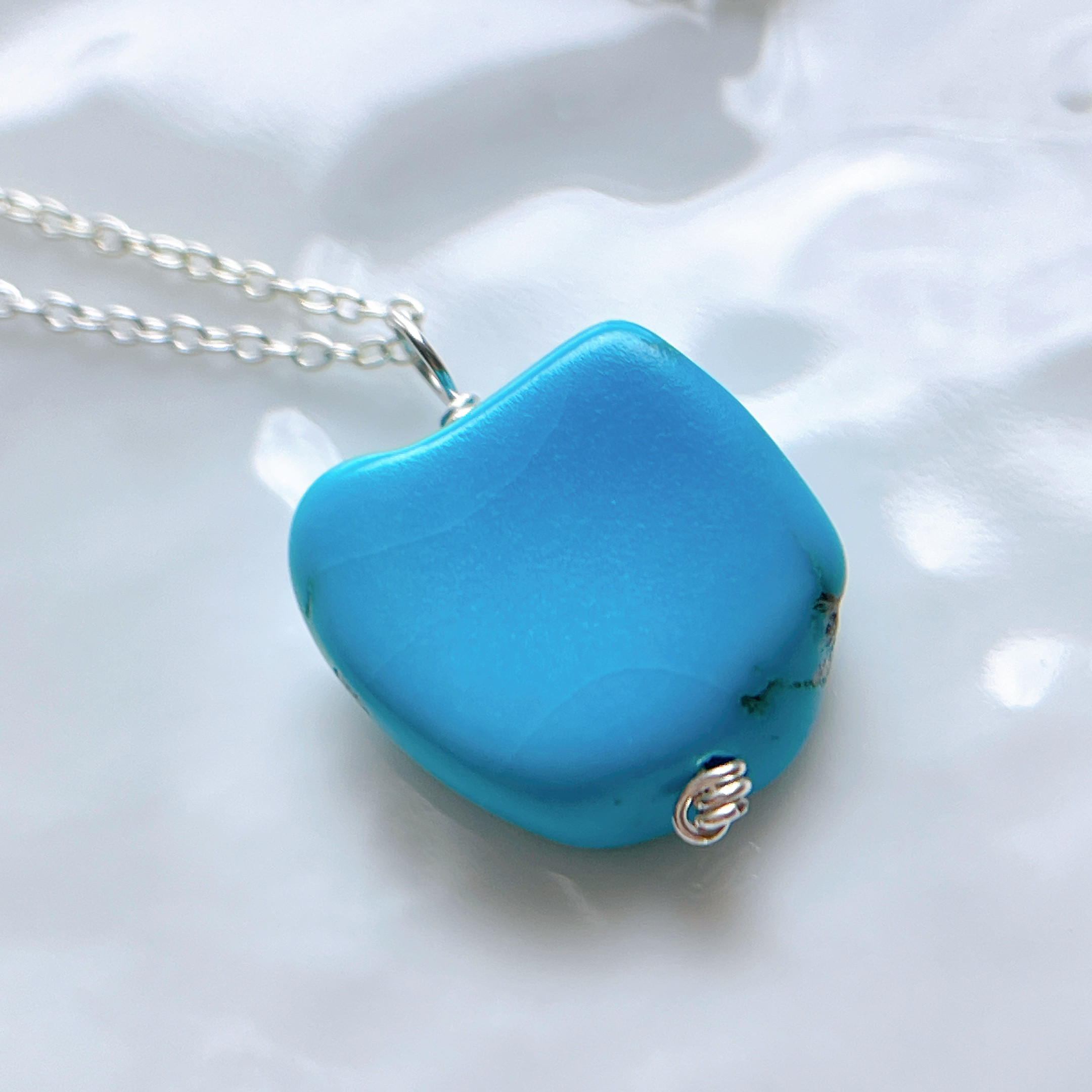 シルバー925  スリーピングビューティーターコイズ　ペンダントトップネックレス