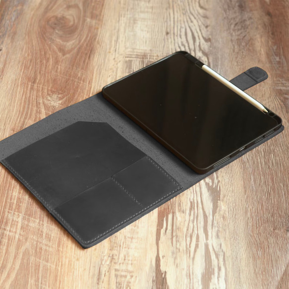 イタリアレザー　Applepencil収納　iPadケース本革　名入れ　タブレット　アイパッド 7枚目の画像