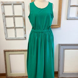 促銷價★成人連衣裙❤️棉質裁剪無袖超長連衣裙綠色（尺碼L） 第1張的照片