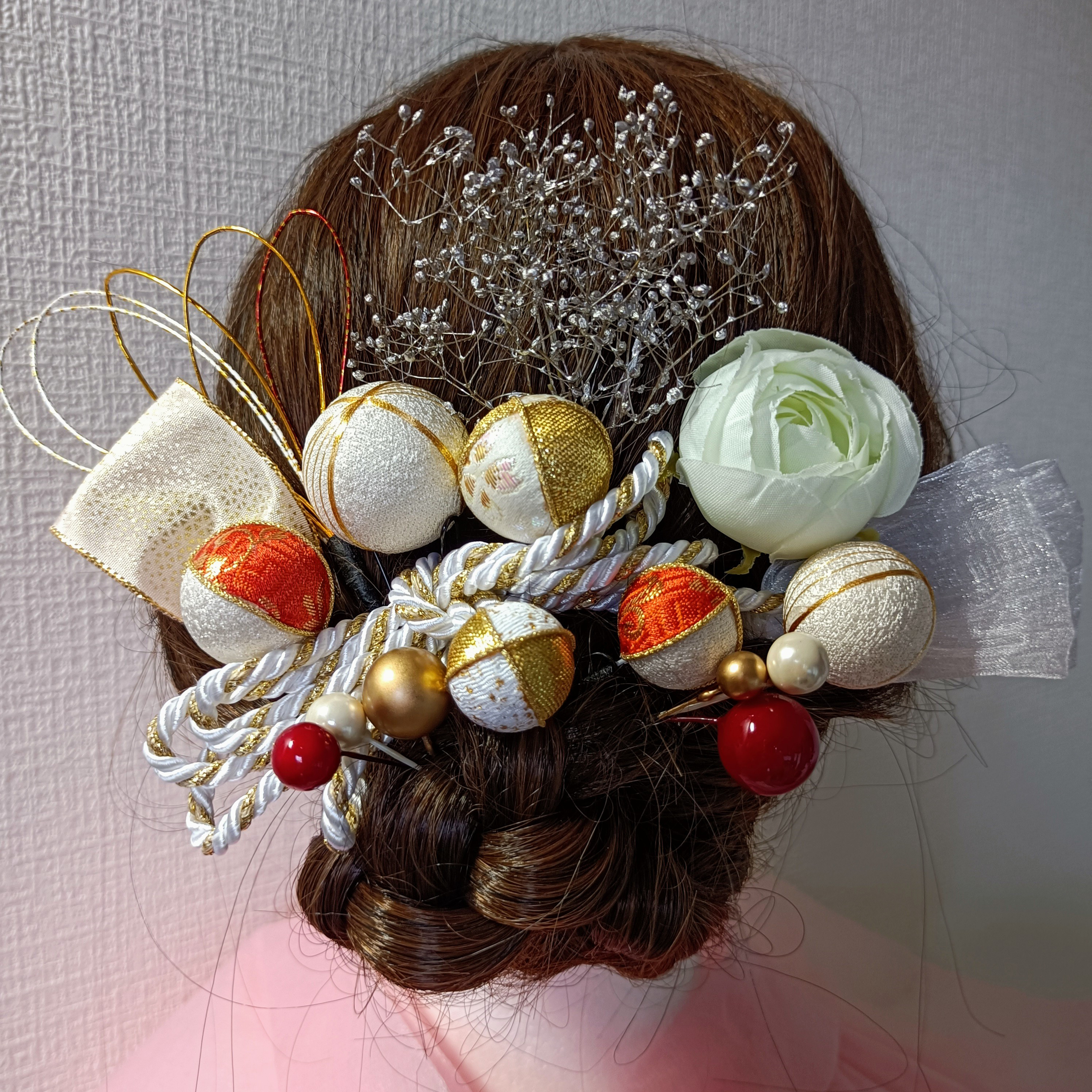 華やか≪金紅和玉≫髪飾り ヘア飾り 和婚 成人式 結婚式 ドライフラワー 卒業式 七五三 打掛 袴  訪問着 和装 着物