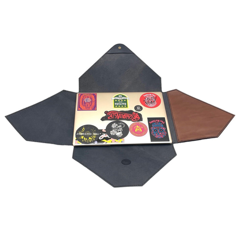 21色からカスタマイズ】革製マウスパッド一体型ノートパソコンケース