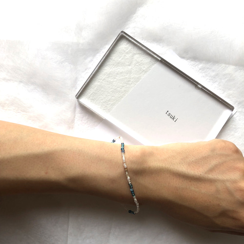 Dis Moi ビーズブレスレット ホワイト・K18 Dis Moi ビーズブレスレット ホワイト・K18