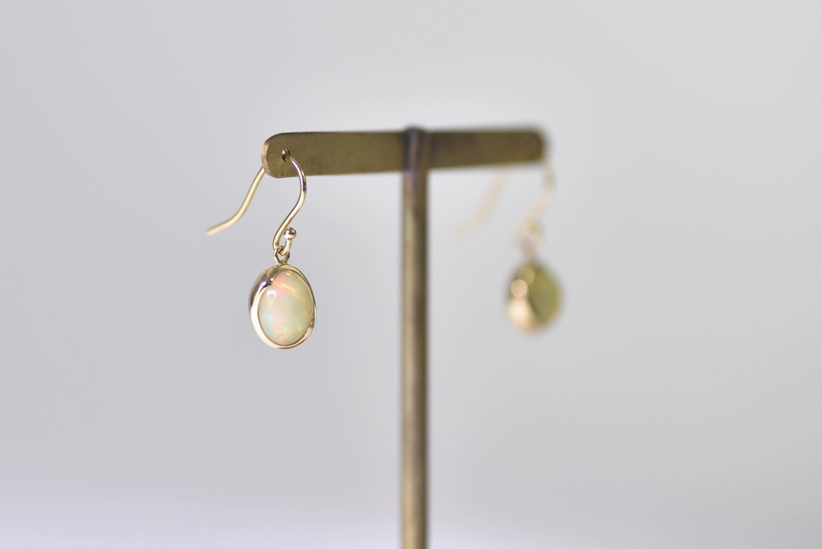 Opal_0.838ct,0.759ct / K18YG Pierce 【cupola/クーポラ】