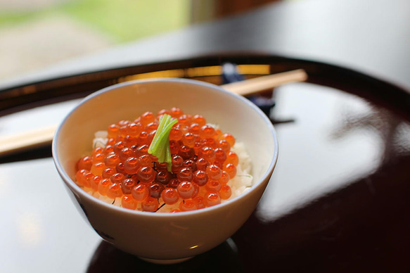 冨茂登 特製　いくらの醤油漬け×2瓶・塩辛・粒うに【4点セット】 2枚目の画像