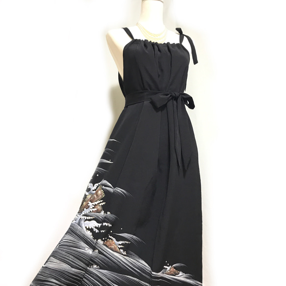 着物リメイク　黒留袖ロングドレス 着物リメイク 黒留袖 ロングドレス 四季の花々 友禅染め