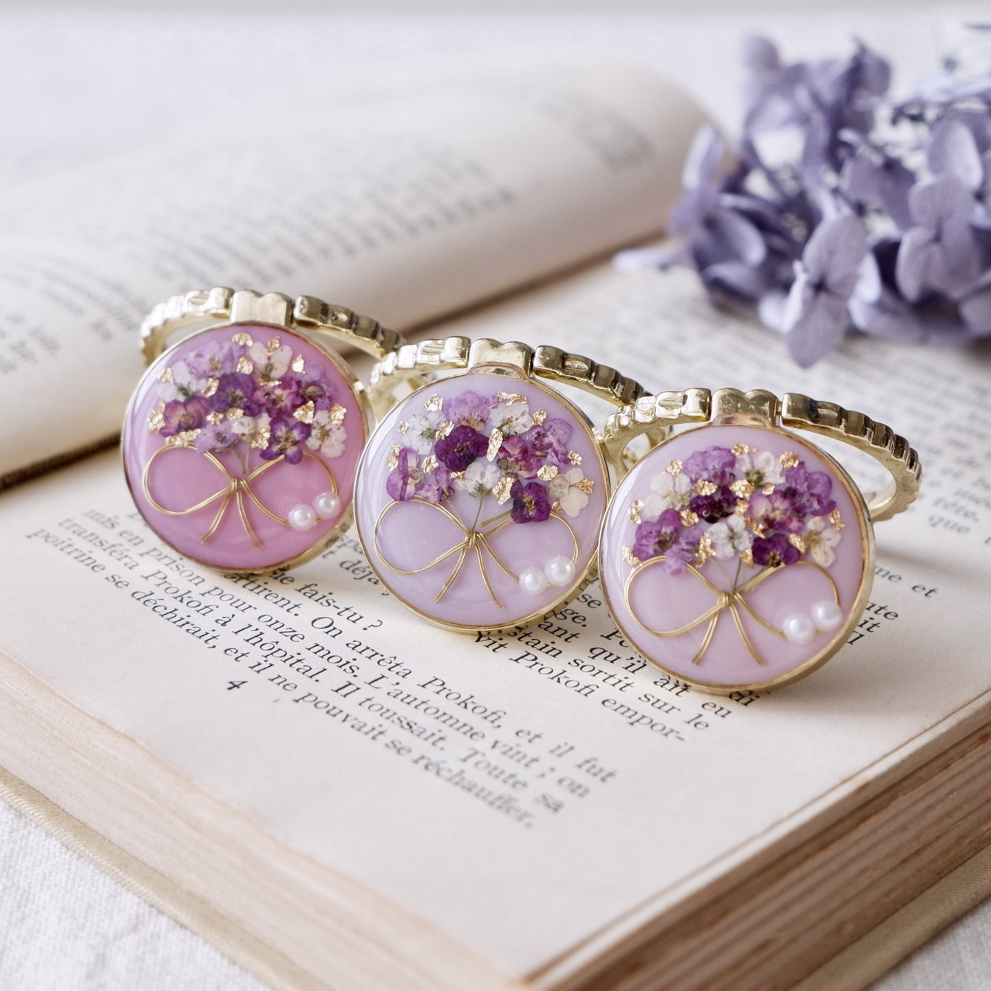 ❁新色❁パープルアリッサムブーケのスカラップ（スマホリング付き）❁.*･ﾟスマホケース【※iPhone専用ページ】