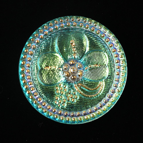 ガラスボタン 2.7cm クローバー オーロラホワイト 1枚目の画像