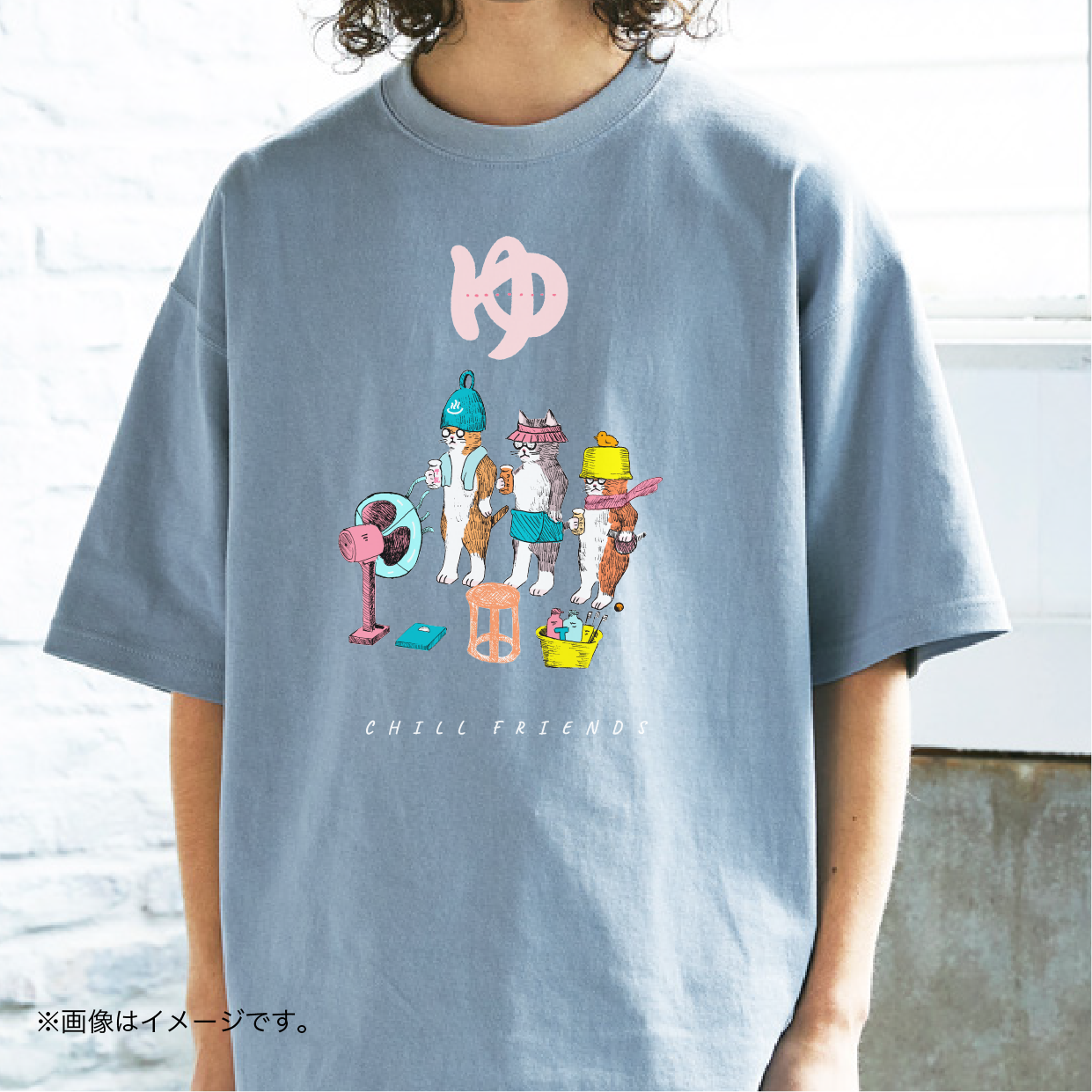厚みのあるBIGシルエットTシャツ「CHILL FRIENDS_温泉ネコクラブ