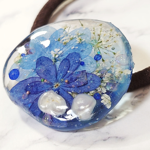 てまりてまり紫陽花 ブルー×レースフラワー レジンヘアゴム