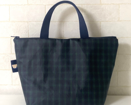 ハンドメイド♡トートバッグ♡ファミリアワッペン付き♡赤