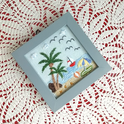 【再販】刺繡フレーム　夏　避暑地　ハワイアン風景　① 4枚目の画像