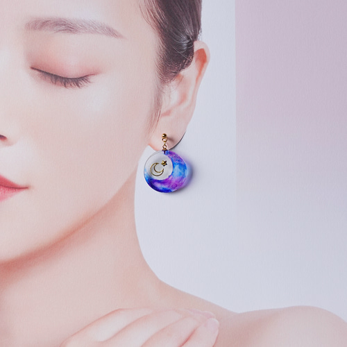 美しき宇宙｣ (大サイズ) 17【イヤリング・ピアス交換可】 透明感