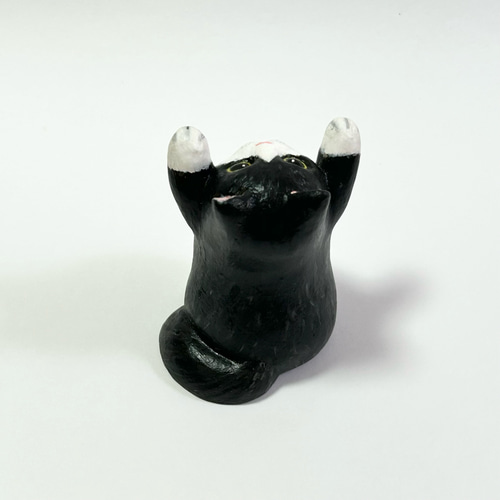 中古品【ハチワレ猫＆黒猫　猫の置物】2点セット☆ 5b1ef024694c85363ace3245544ef0
