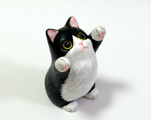 白黒ハチワレ猫の置物(長毛種) その他インテリア雑貨 猫ハウス 通販