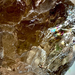 レインボー✨　かち割り スモーキークォーツ 原石　ラフストーン　万華鏡　煙水晶 4枚目の画像