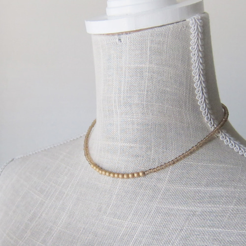 Pearl マットパールとガラスビーズのネックレス ゴールド 金