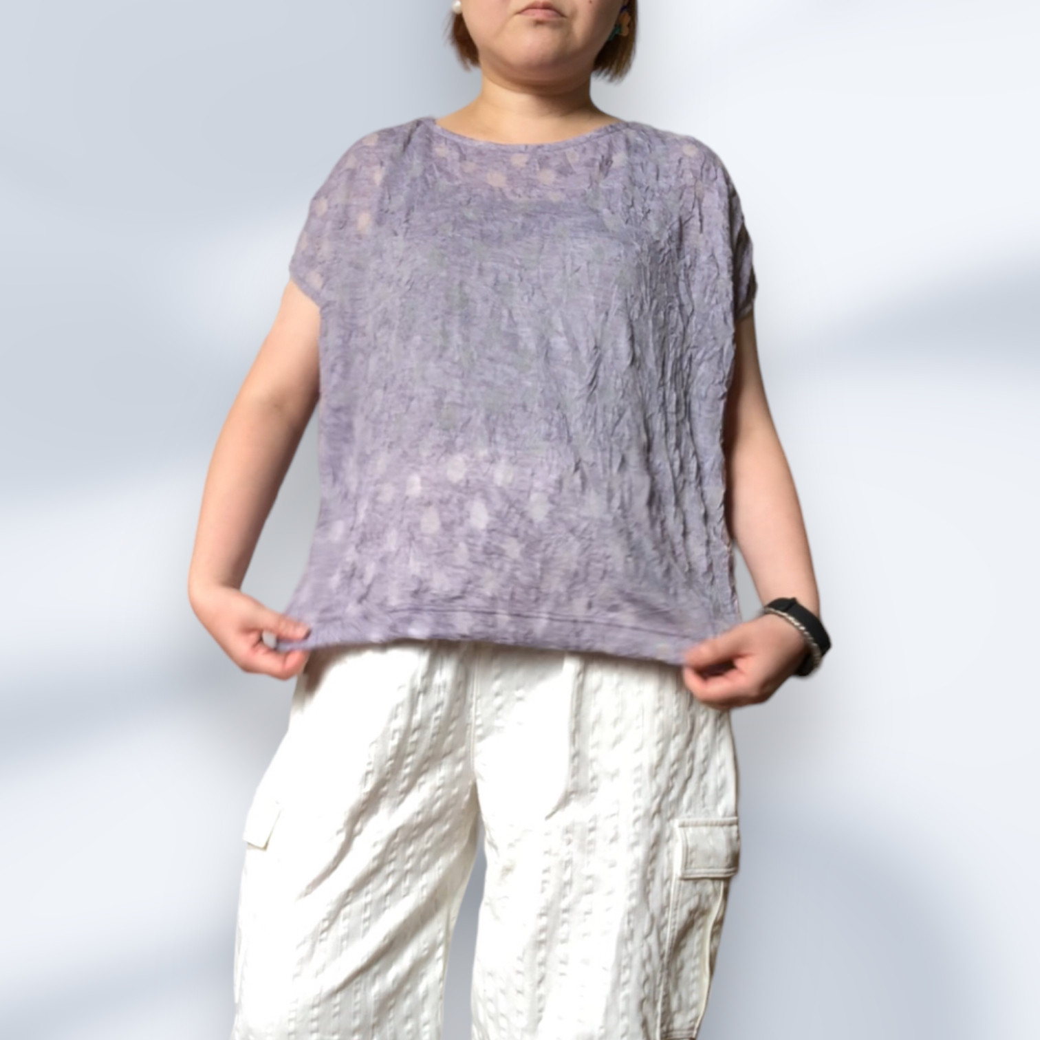 水玉パープルの尾州カットソー生地を使用したフレンチスリーブTシャツ