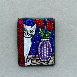 ビーズ刺繍のブローチ　-額縁シリーズ　猫- picture frame 2枚目の画像