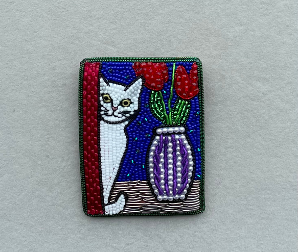 ビーズ刺繍のブローチ　-額縁シリーズ　猫- picture frame 2枚目の画像