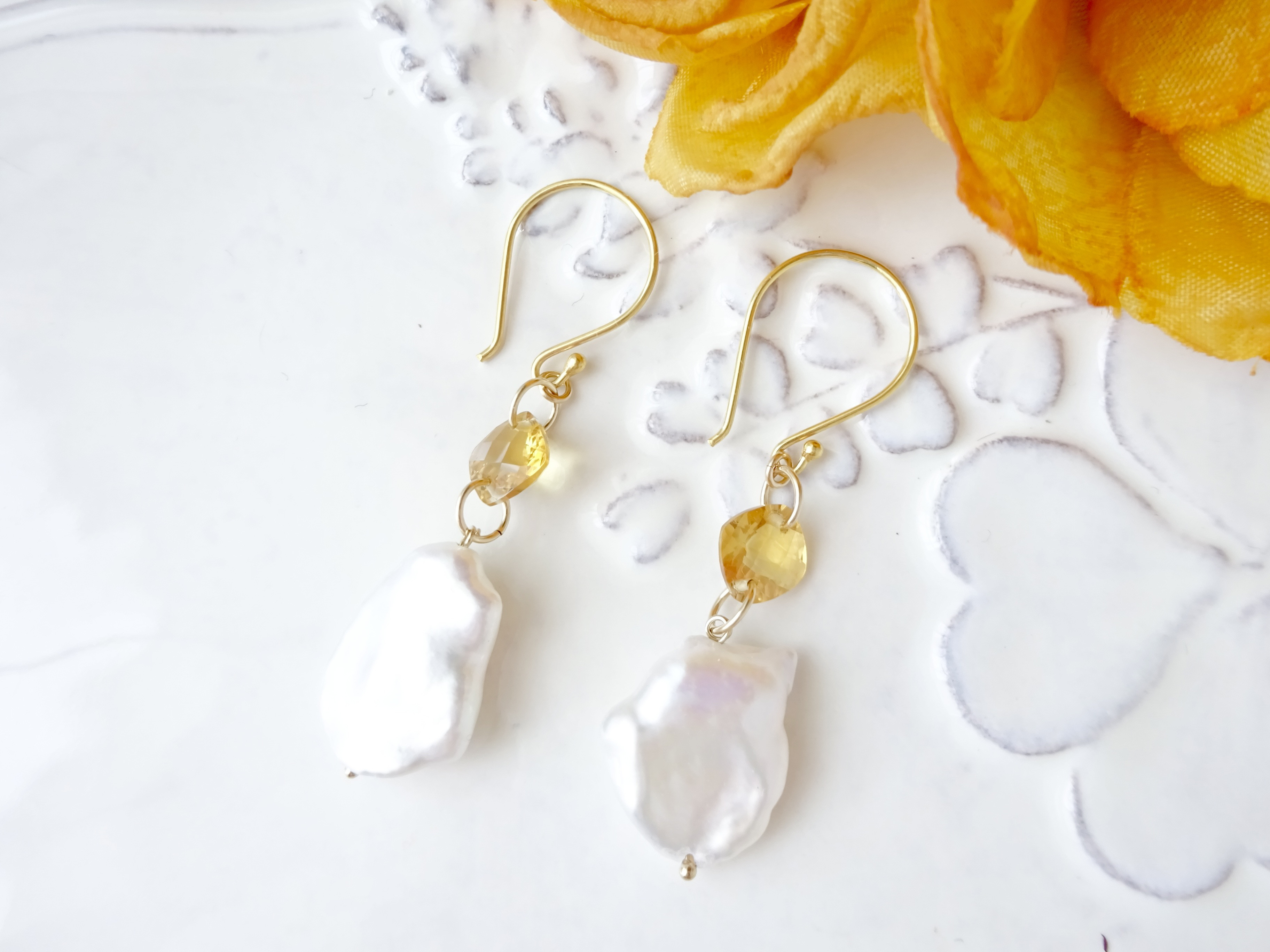 パール＆シトリンピアス　アフタヌーンオレンジハニー