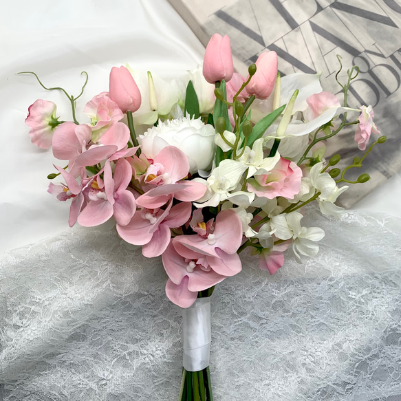 スモーキーピンクローズのシングルブーケ 韓国ブーケ ウェディング