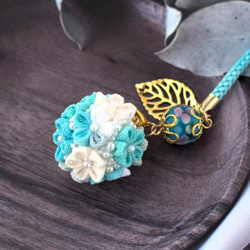 ❁つまみ細工ブーケ＆とんぼ玉根付けストラップ❁キーチャーム・袴・帯