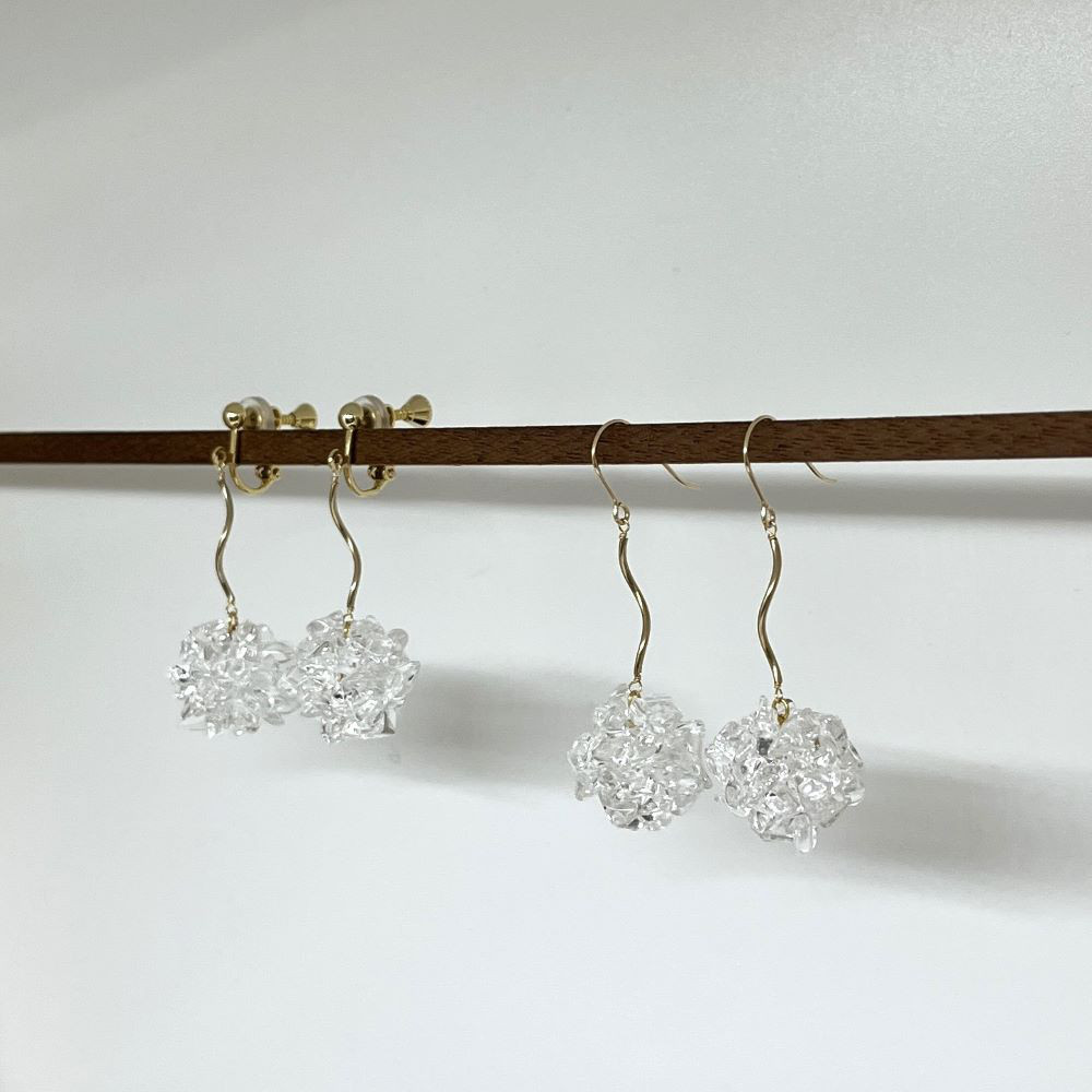 クリスタル（水晶）ボール　ピアス＆イヤリング