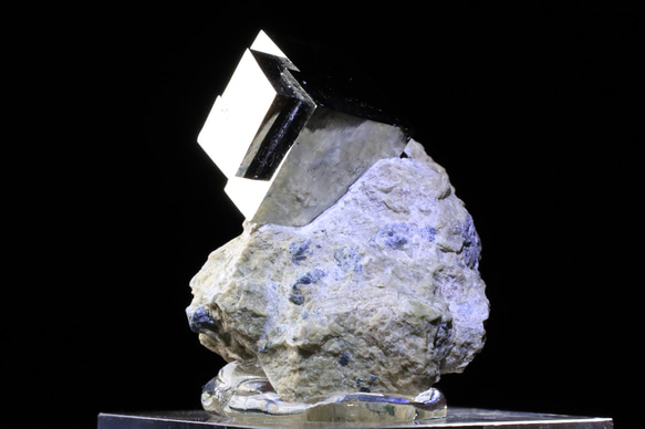41g ★希少なシャープなキューブのステップ状結晶★ 母岩付 天然 パイライト 結晶 原石 鉱物 標本｜スペイン産 8枚目の画像