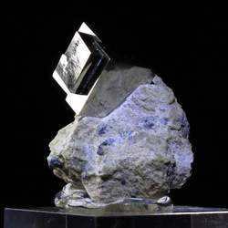 41g ★希少なシャープなキューブのステップ状結晶★ 母岩付 天然 パイライト 結晶 原石 鉱物 標本｜スペイン産 6枚目の画像