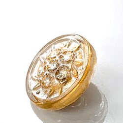 チェコガラスボタン　６輪の小花　白/ゴールド　18mm 2枚目の画像