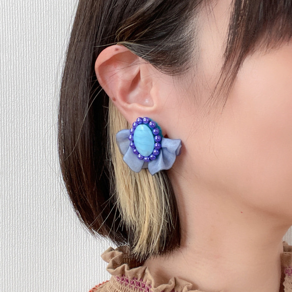 大人フリル耳飾り(蝶バネイヤリングorピアス) チェコビーズ＊ビーズ  