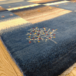 特価16％OFF】通年18℃のウール絨毯】ペルシャ  ギャッベ　リビング　196x143cm ブルー　グレー 6枚目の画像