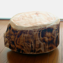 天然木丸太スツール・サイドテーブル・無垢無塗装・オーガニック・トラ目焼き加工 2枚目の画像