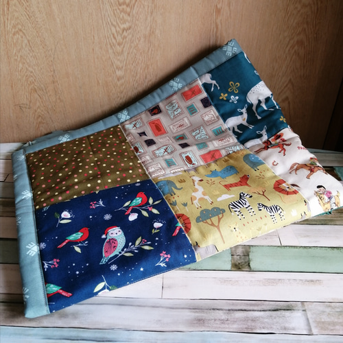 コットン◎100cm×170cm◎パッチワーク風ブランケット - 蓮の上