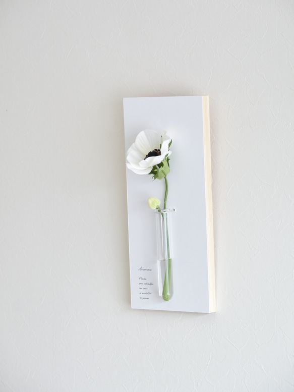 壁で咲き続けるアネモネ(ウッドプレート)　マジカルウォーター　癒しのフラワーインテリア　アーティフィシャルフラワー 5枚目の画像