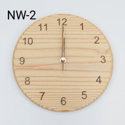木製掛け時計　木目が美しい　杉の白太材使用　木の掛け時計　無垢材使用木製掛け時計　掛時計 3枚目の画像