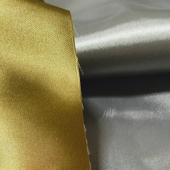 タコ招き猫　座布団付き−招きタコさんの足を掴んでる招き猫　【座布団は受注生産】 18枚目の画像