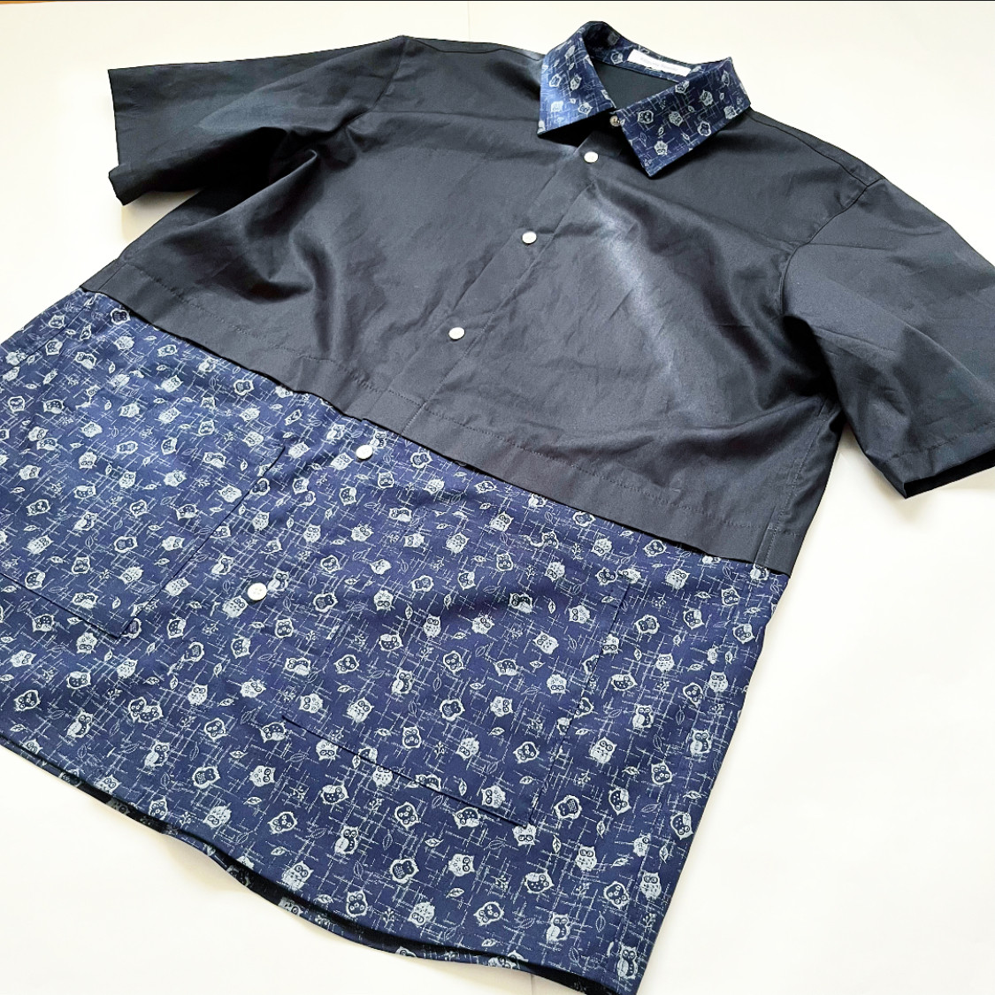 かわいい和柄切替ブラック半袖シャツ