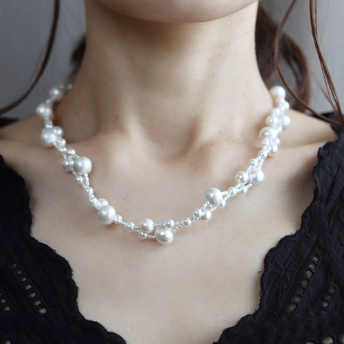 期間限定セール ホワイトパールの花かんむりネックレス ネックレス・ペンダント ネックレス・ペンダント