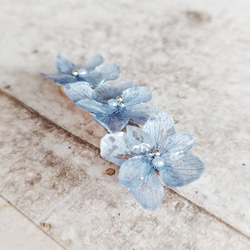 ロイヤルブルー紫陽花✥……お花バレッタ、6センチサイズ　本物のお花！ 7枚目の画像